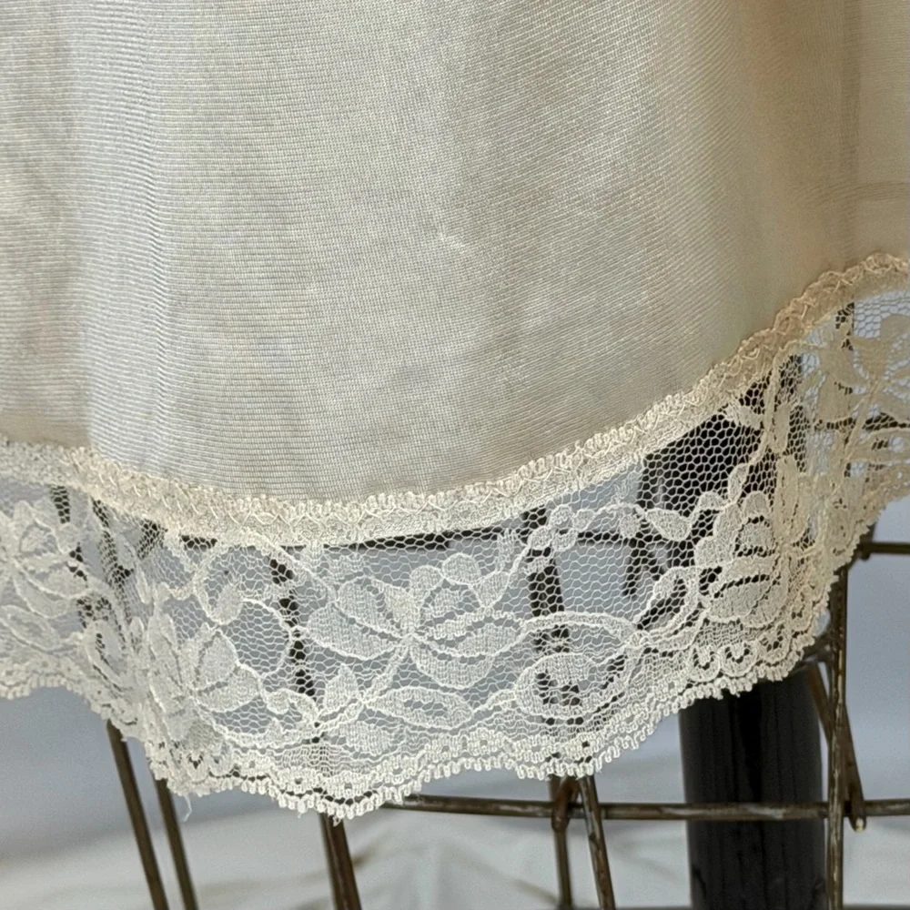 VINTAGE silky nylon lace full dress slip‎ midi chemise lingerie layer beige 70s